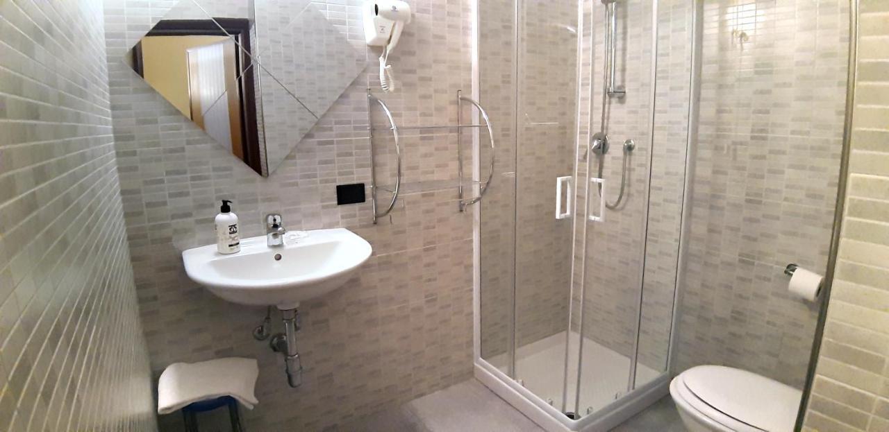 Hotel Provenza Ventimiglia Eksteriør bilde