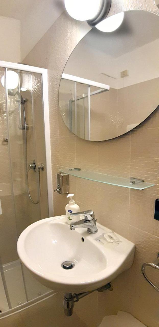 Hotel Provenza Ventimiglia Eksteriør bilde